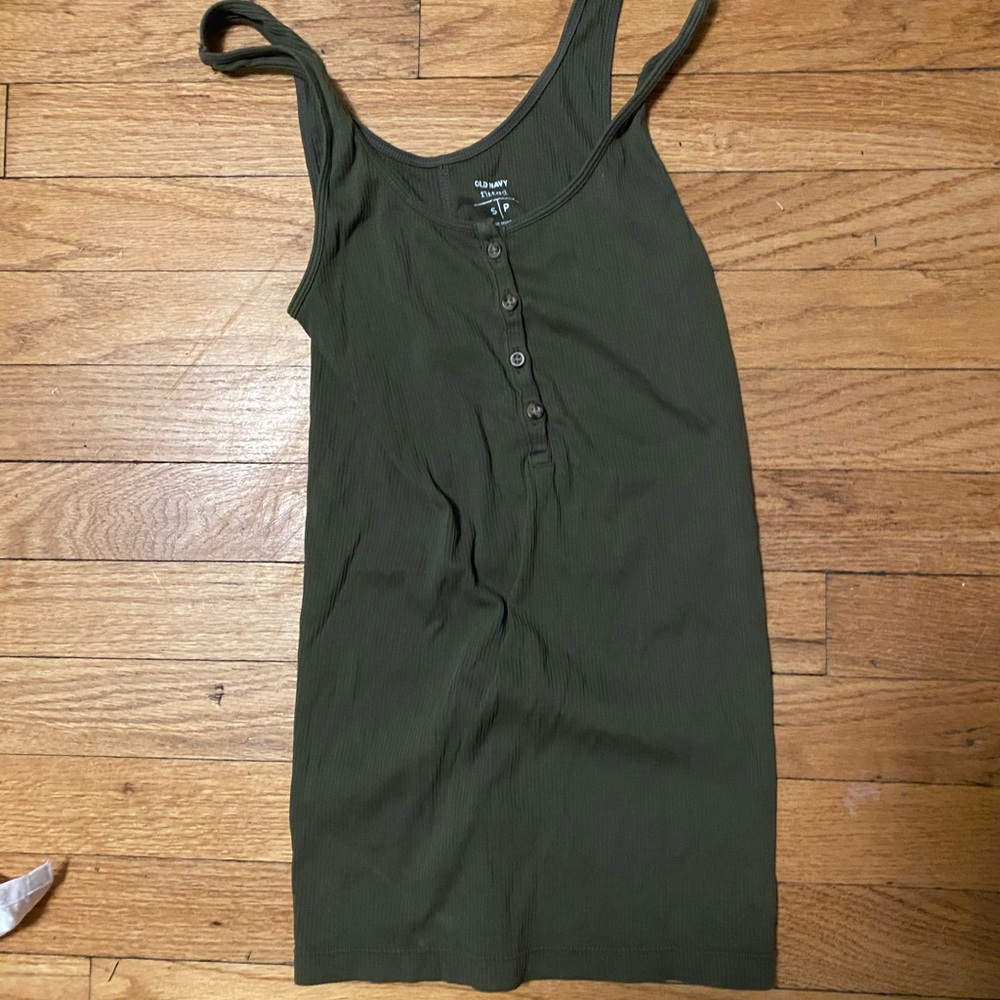 GREEN BUTTON TANK